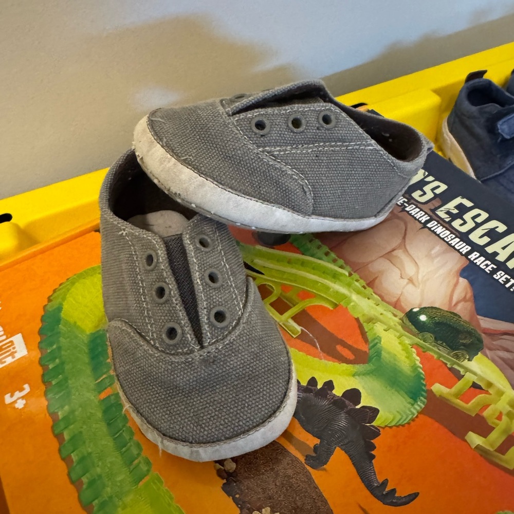 Toddler/baby slip ons
